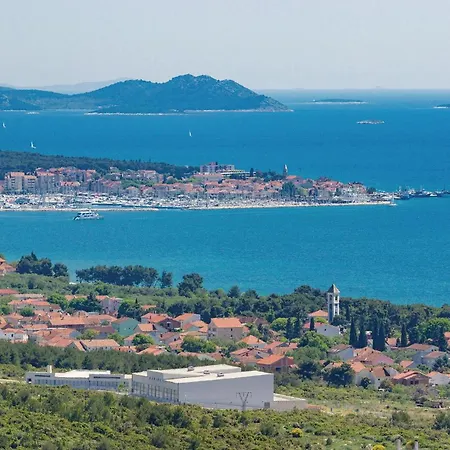 3 Bedroom Amazing In Lisane Ostovicke